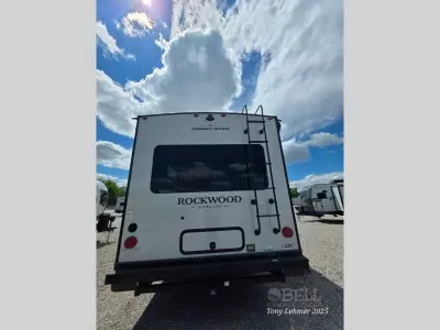 New 2026 Forest River RV Rockwood Ultra Lite 302RDT — photo 8