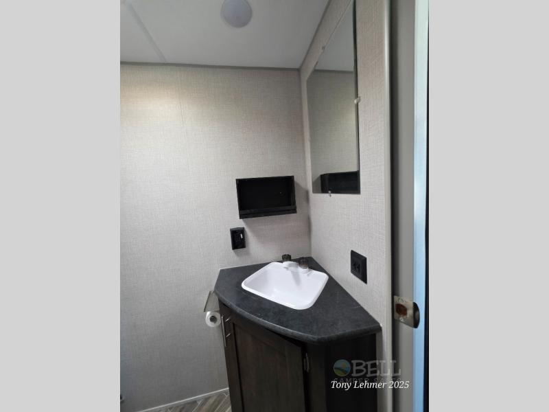 Used 2021 KZ Sportsmen SE 260BHSE