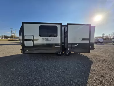 New 2027 ROCKWOOD Mini Lite 2523MBR — photo 7