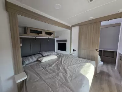 New 2027 Forest River RV Rockwood Ultra Lite 2711RK — photo 22