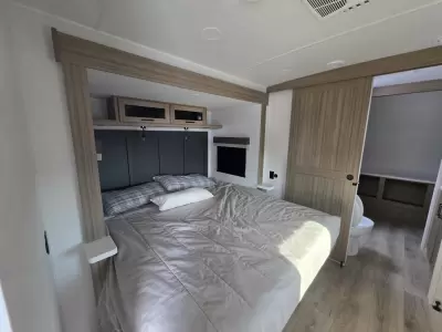 New 2027 Forest River RV Rockwood Ultra Lite 2711RK — photo 23