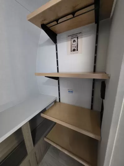 New 2027 Forest River RV Rockwood Ultra Lite 2711RK — photo 26