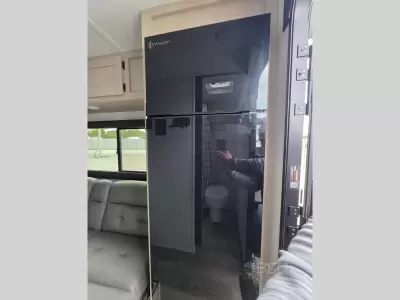 New 2026 Coachmen RV Shasta Oasis 16RE — photo 11