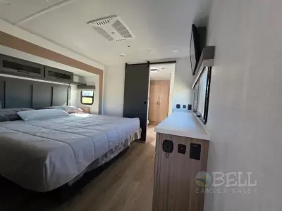 New 2026 Forest River RV Rockwood Signature 401SFB — photo 39