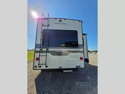New 2026 Forest River RV Rockwood Signature 401SFB — photo 9