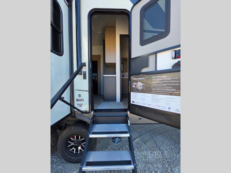 New 2026 Forest River RV Rockwood Signature 401SFB
