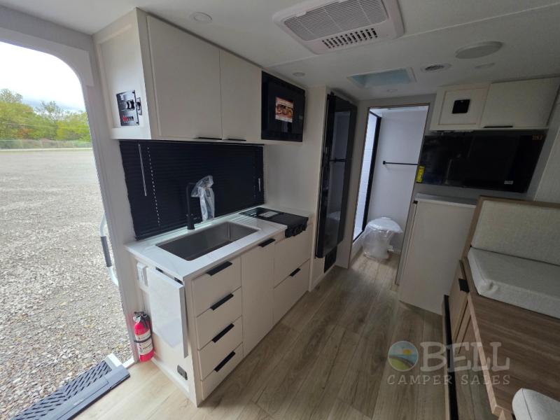 New 2026 Winnebago Micro Minnie 2108FBS