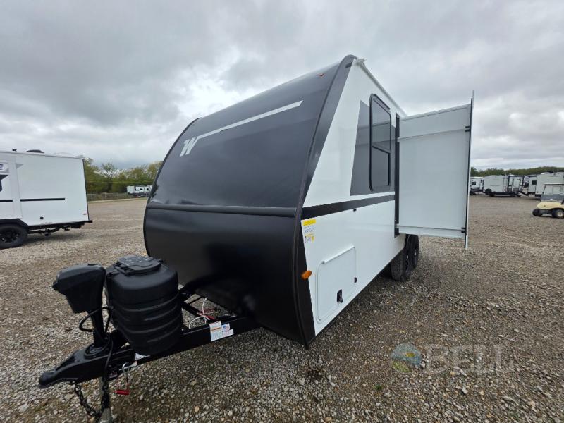New 2026 Winnebago Micro Minnie 2108FBS