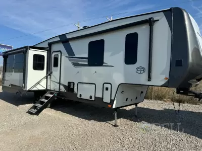 New 2026 Forest River RV Rockwood Signature R361RLS — photo 3