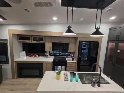 New 2026 Forest River RV Rockwood Signature R361RLS — photo 44
