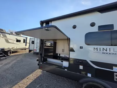 New 2027 ROCKWOOD Mini Lite 2513S — photo 15