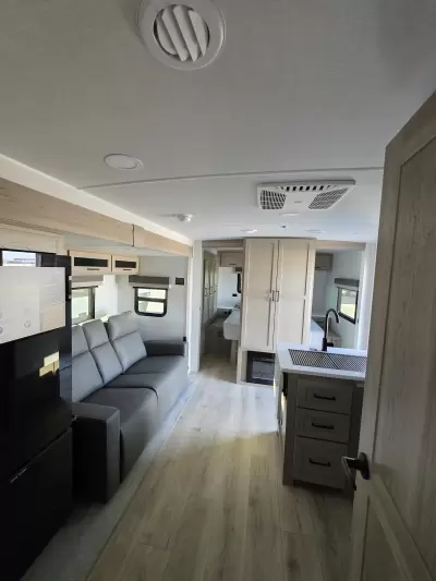 New 2027 ROCKWOOD Mini Lite 2513S — photo 21