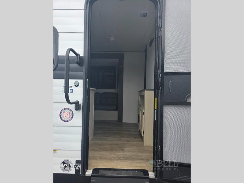 New 2026 Shasta RVs i-5 Edition 527BHS