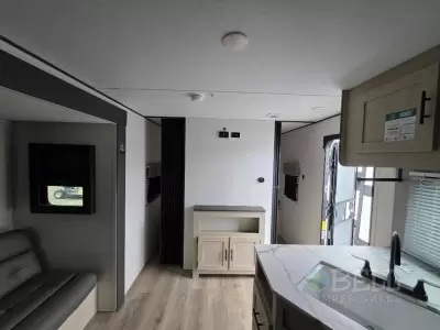 New 2026 Shasta RVs i-5 Edition 527BHS — photo 43