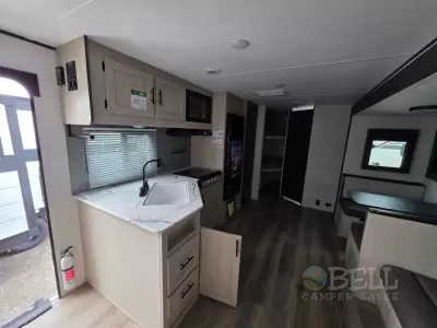 New 2026 Shasta RVs i-5 Edition 527BHS — photo 26