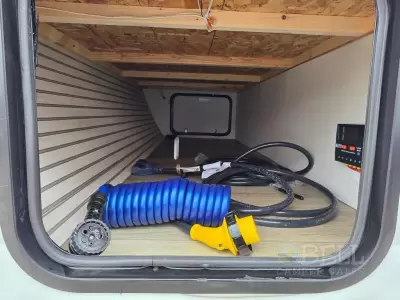 New 2026 Shasta RVs i-5 Edition 527BHS — photo 6