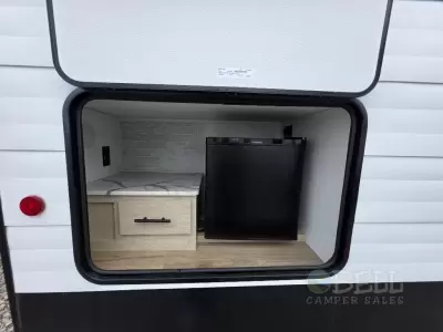 New 2026 Shasta RVs i-5 Edition 527BHS — photo 12