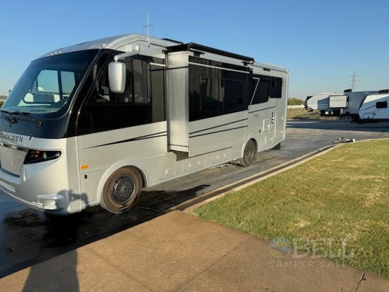 New 2026 Coachmen RV Euro 25TB