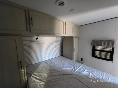 New 2026 Shasta RVs i-5 Edition 526BH — photo 25