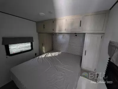 New 2026 Shasta RVs i-5 Edition 526BH — photo 23