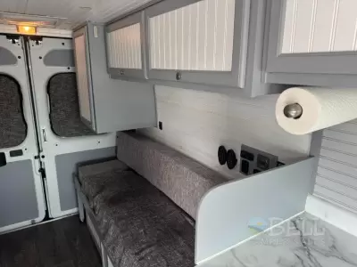 Used 2019 Ram Promaster custom — photo 8