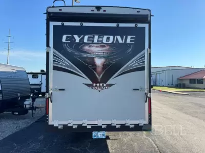 Used 2020 Heartland Cyclone 3713 — photo 7