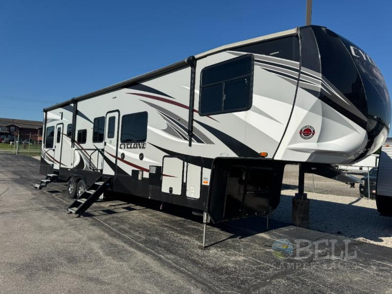 Used 2020 Heartland Cyclone 3713