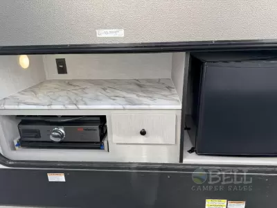 New 2025 Coachmen RV Apex Ultra-Lite 256BHS — photo 8