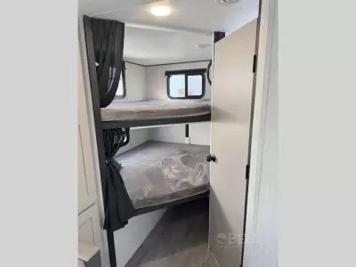New 2025 Coachmen RV Apex Ultra-Lite 256BHS — photo 15