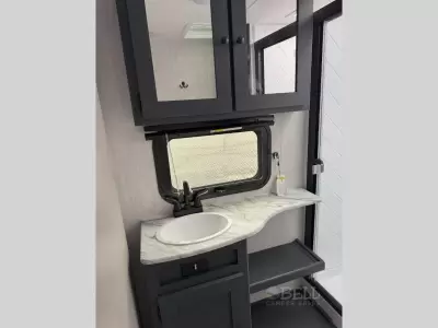 New 2025 Coachmen RV Apex Ultra-Lite 241BHS — photo 16