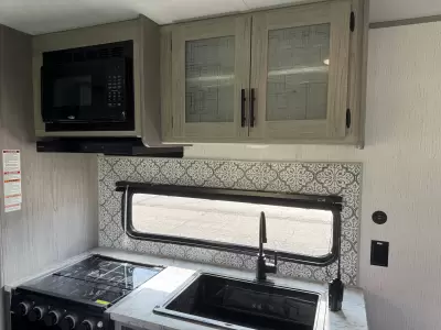 Used 2021 Jayco Jay Flight SLX 7 Jayco — photo 15