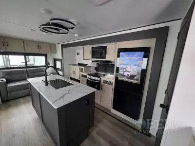 New 2026 Shasta RVs Shasta 33RLTS — photo 19