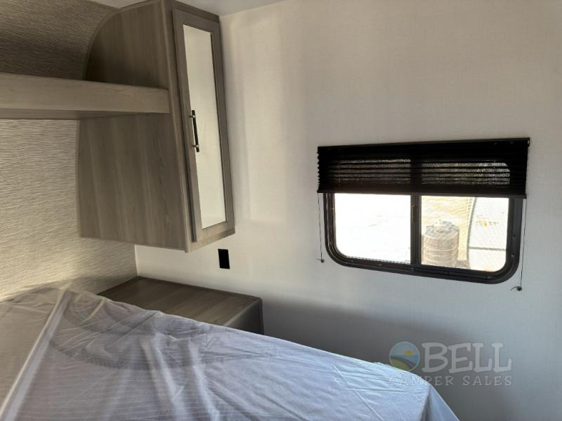 New 2025 Keystone RV Hideout 244RB
