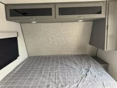 New 2025 Forest River RV Ozark 1650BHK — photo 9