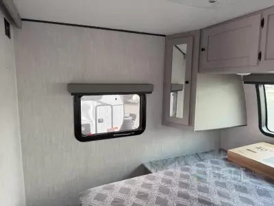 New 2026 Coachmen RV Apex Ultra-Lite 256BHS — photo 11