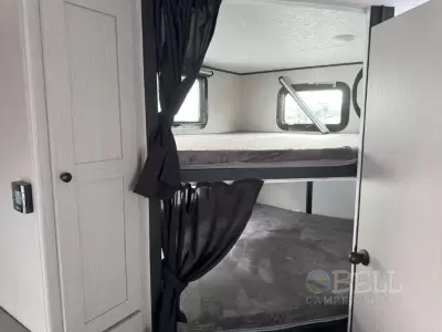 New 2026 Coachmen RV Apex Ultra-Lite 256BHS — photo 16