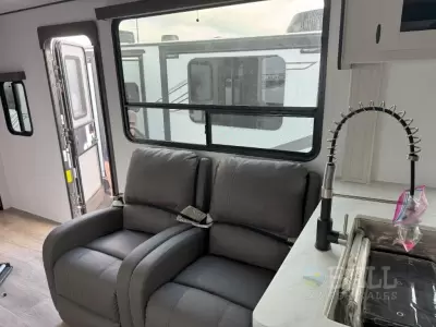 Used 2026 Coachmen RV Northern Spirit Ultra Lite 2965RK — photo 13