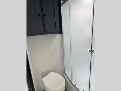 New 2026 Coachmen RV Apex Ultra-Lite 188RBST — photo 13
