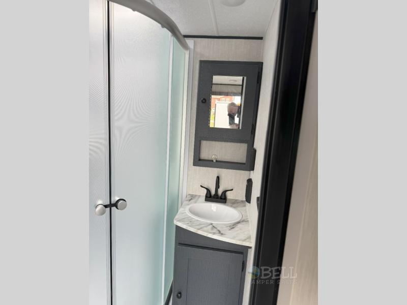 New 2026 Coachmen RV Apex Ultra-Lite 188RBST
