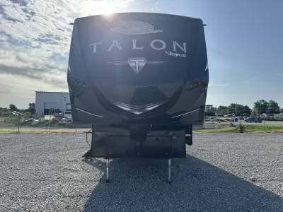 Used 2018 Jayco Talon 313 — photo 2