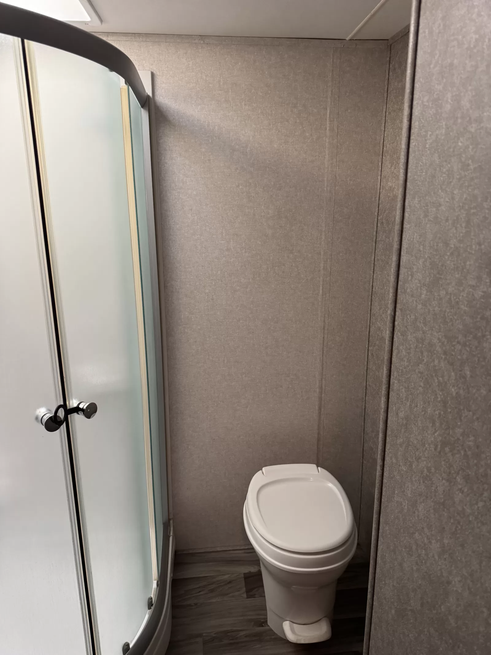2018 Jayco Talon 313 fifth wheel exterior angle view available at Bell Camper Sales in Bartlesville, Oklahoma