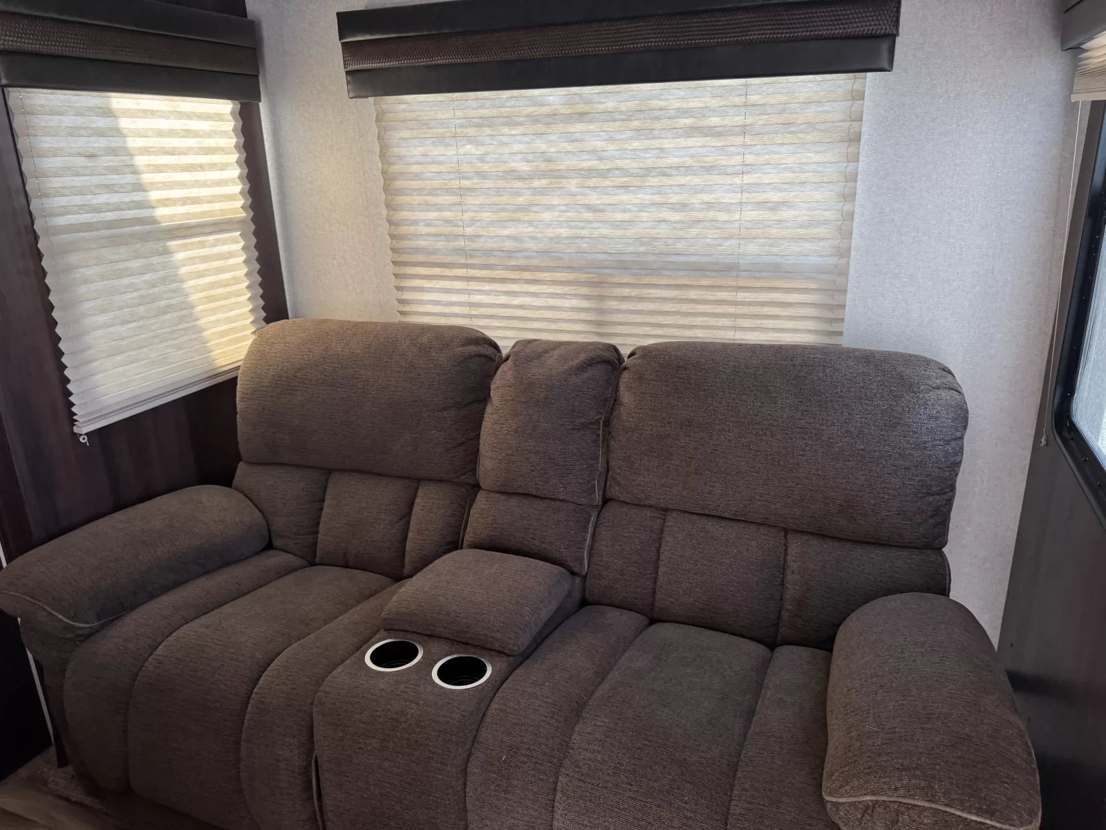 2018 Jayco Talon 313 fifth wheel hitch and rear view available at Bell Camper Sales in Bartlesville, Oklahoma