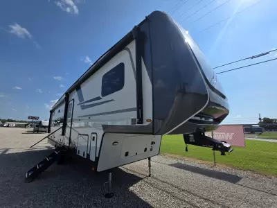 New 2027 Forest River RV Rockwood Signature R374DBH for sale in Bartlesville
