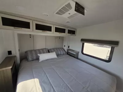 New 2027 Forest River RV Rockwood Signature R374DBH — photo 27