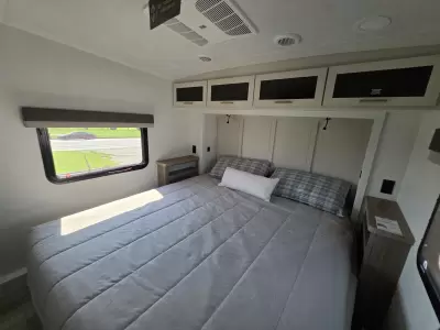 New 2027 Forest River RV Rockwood Signature R374DBH — photo 28