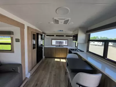New 2027 Forest River RV Rockwood Signature 290SFK — photo 15