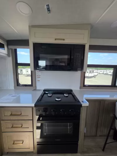 New 2027 Forest River RV Rockwood Signature 290SFK — photo 19