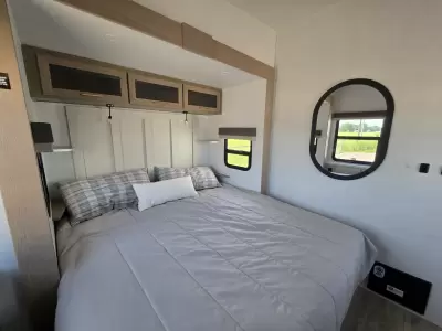 New 2027 Forest River RV Rockwood Signature 290SFK — photo 28