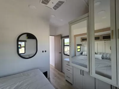 New 2027 Forest River RV Rockwood Signature 290SFK — photo 29