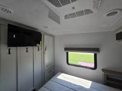 New 2027 Forest River RV Rockwood Signature 374DBH — photo 29